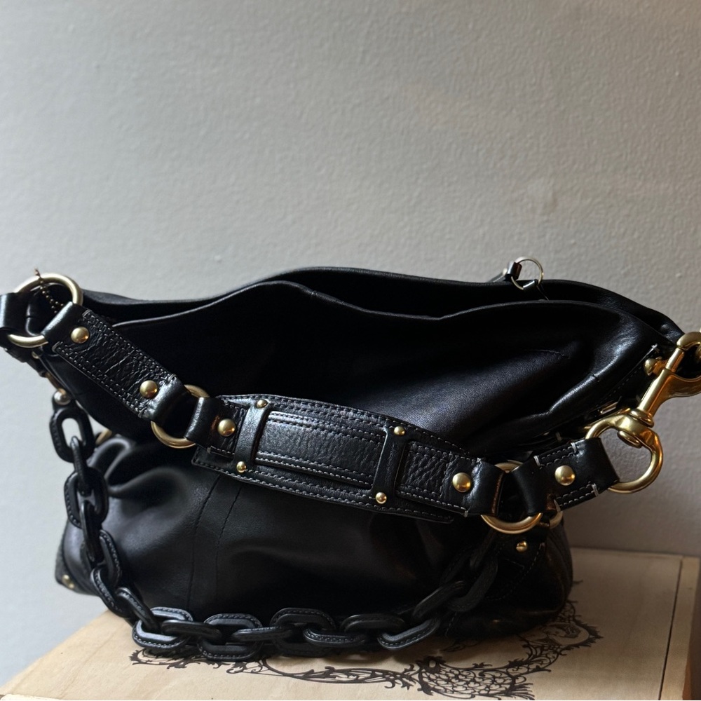 COACH Carly 10616 Large Hobo Bag Black pebbled Leather